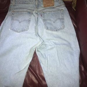 High Waisted Levi 550 “Mom” Jeans